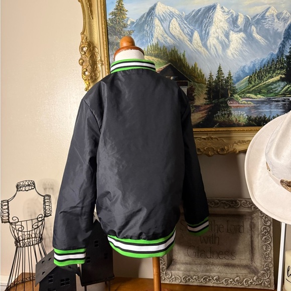 MINECRAFT Adventure Mode Graphic Bomber Jacket - Picture 3 of 4